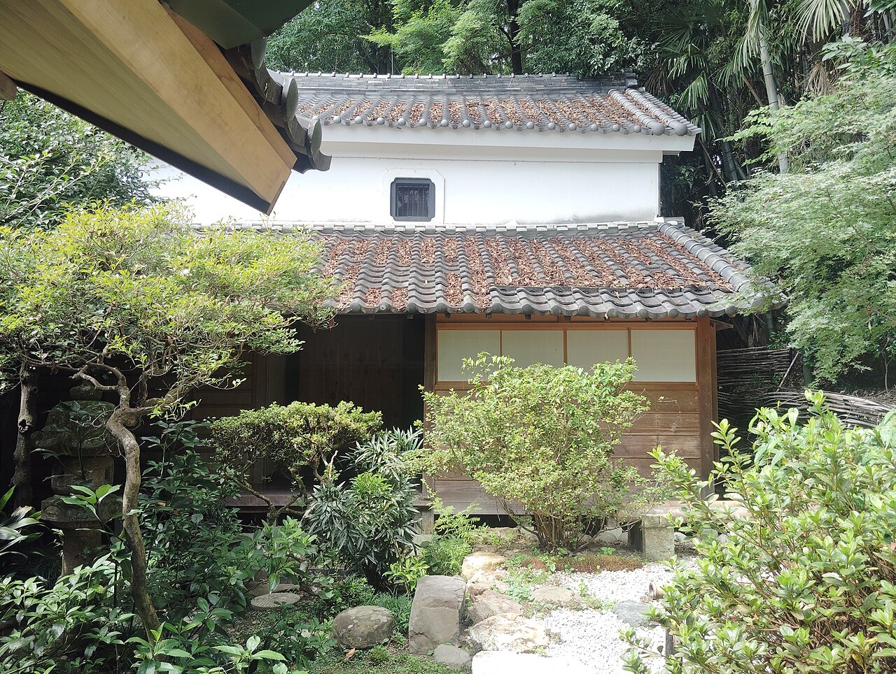 尾関家住宅土蔵の画像