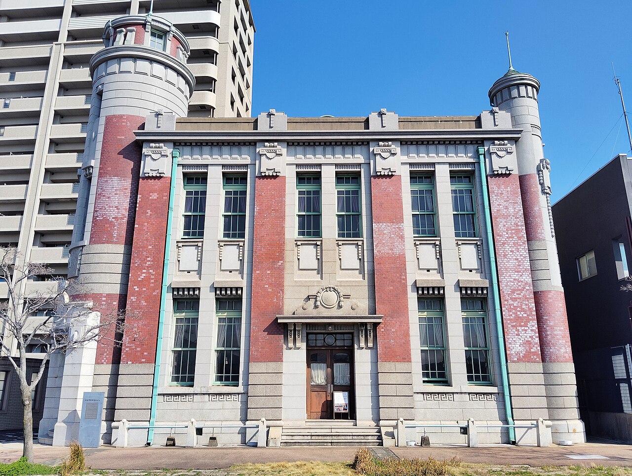 旧古河鉱業若松ビルの画像