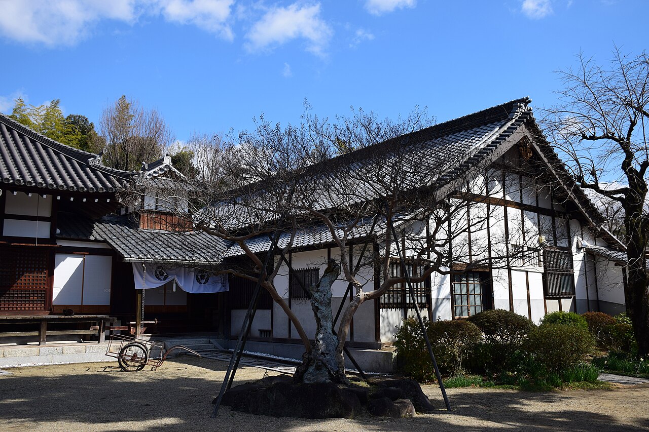 蓮教寺庫裏の画像