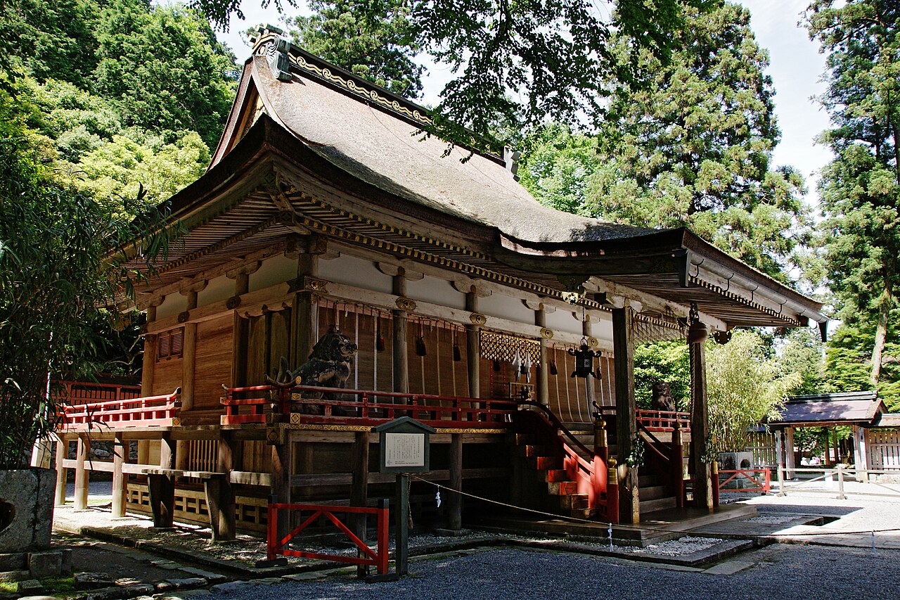 日吉大社西本宮本殿及び拝殿の画像