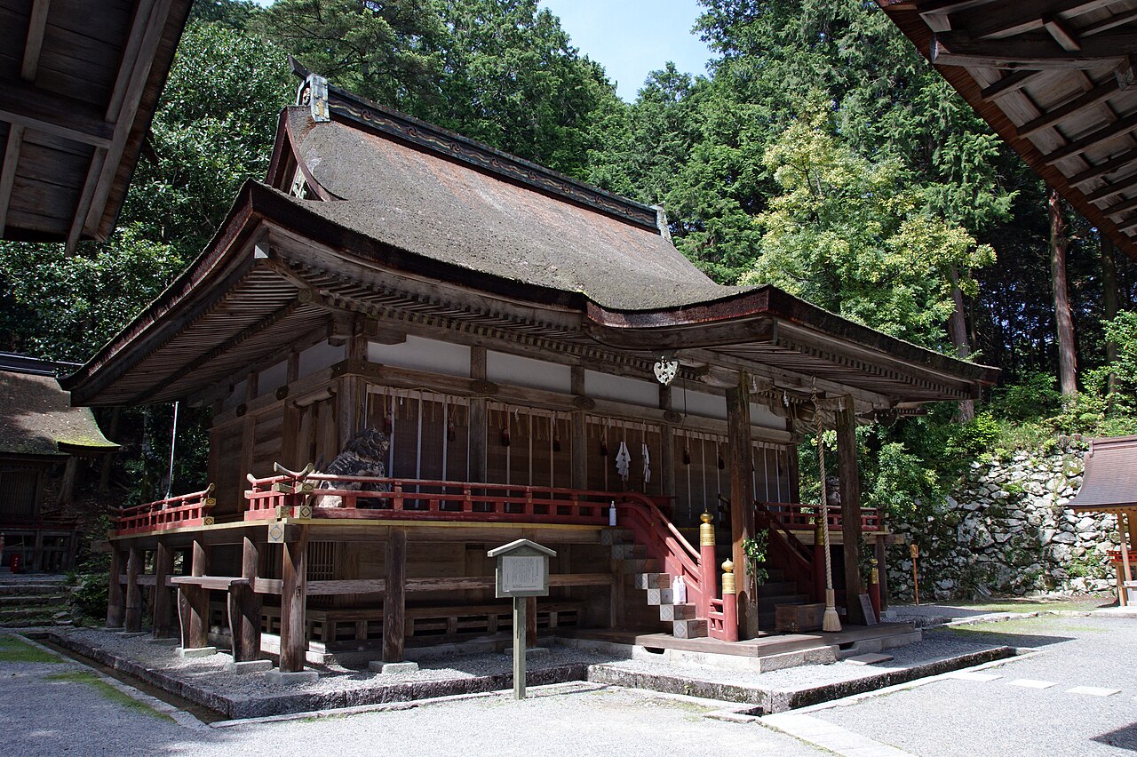 日吉大社東本宮本殿及び拝殿の画像