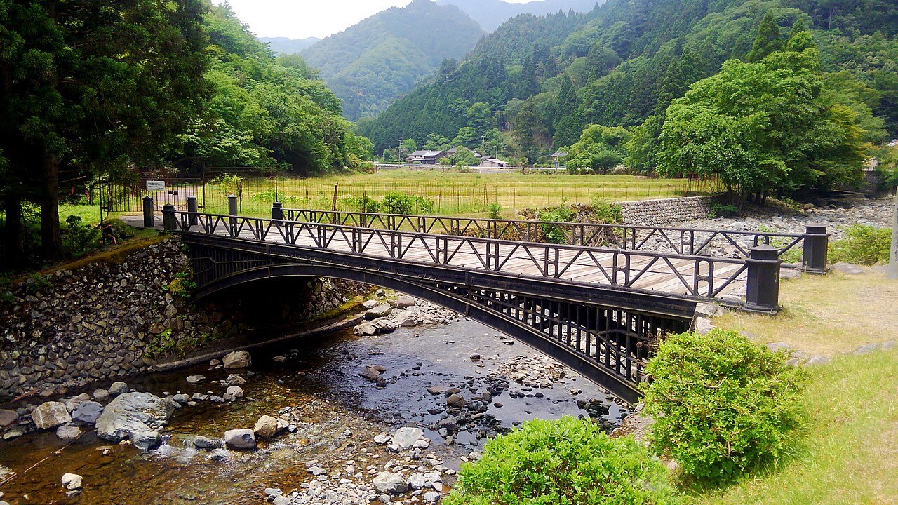 神子畑鋳鉄橋の画像