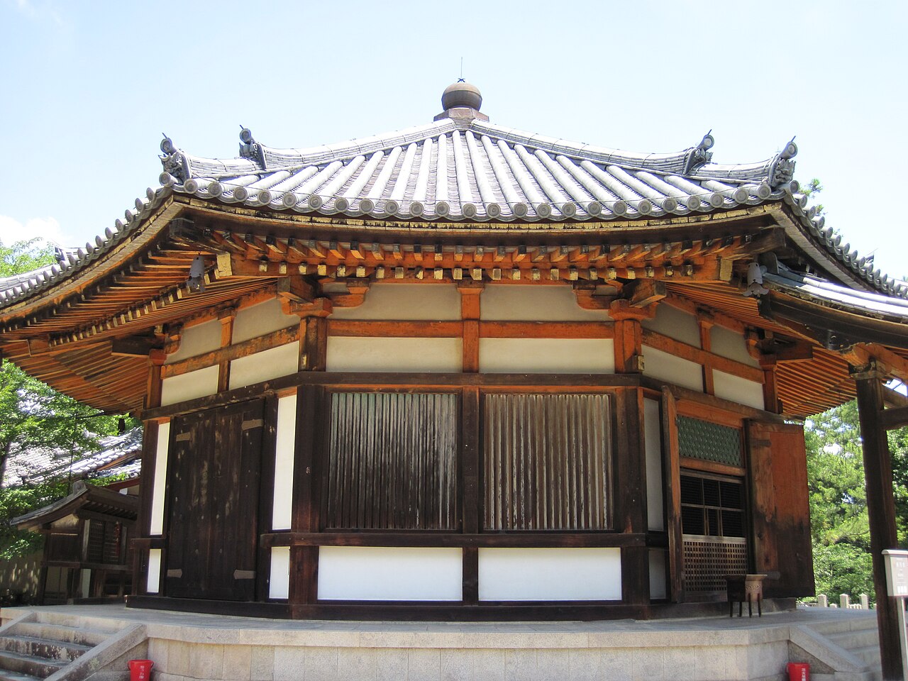 法隆寺西円堂の画像