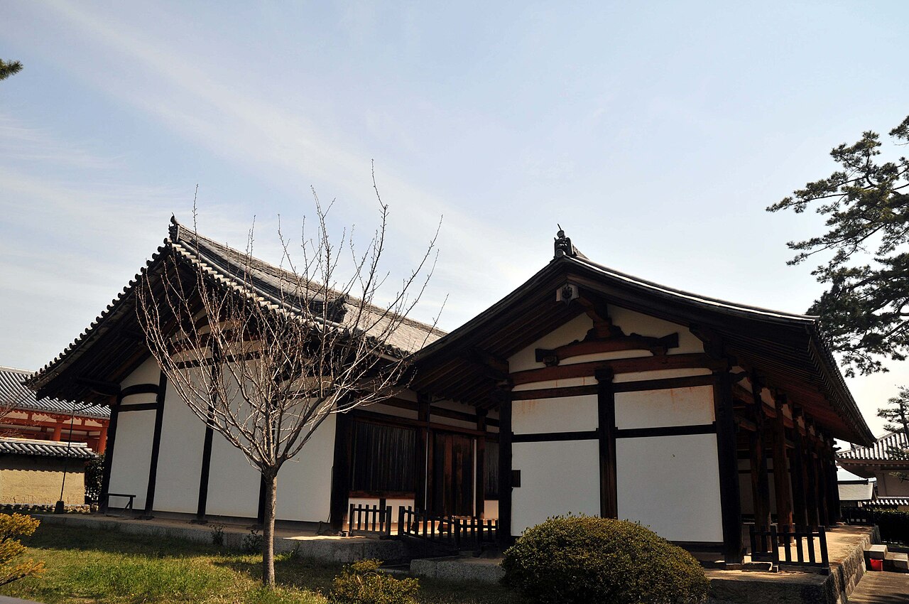 法隆寺食堂及び細殿の画像