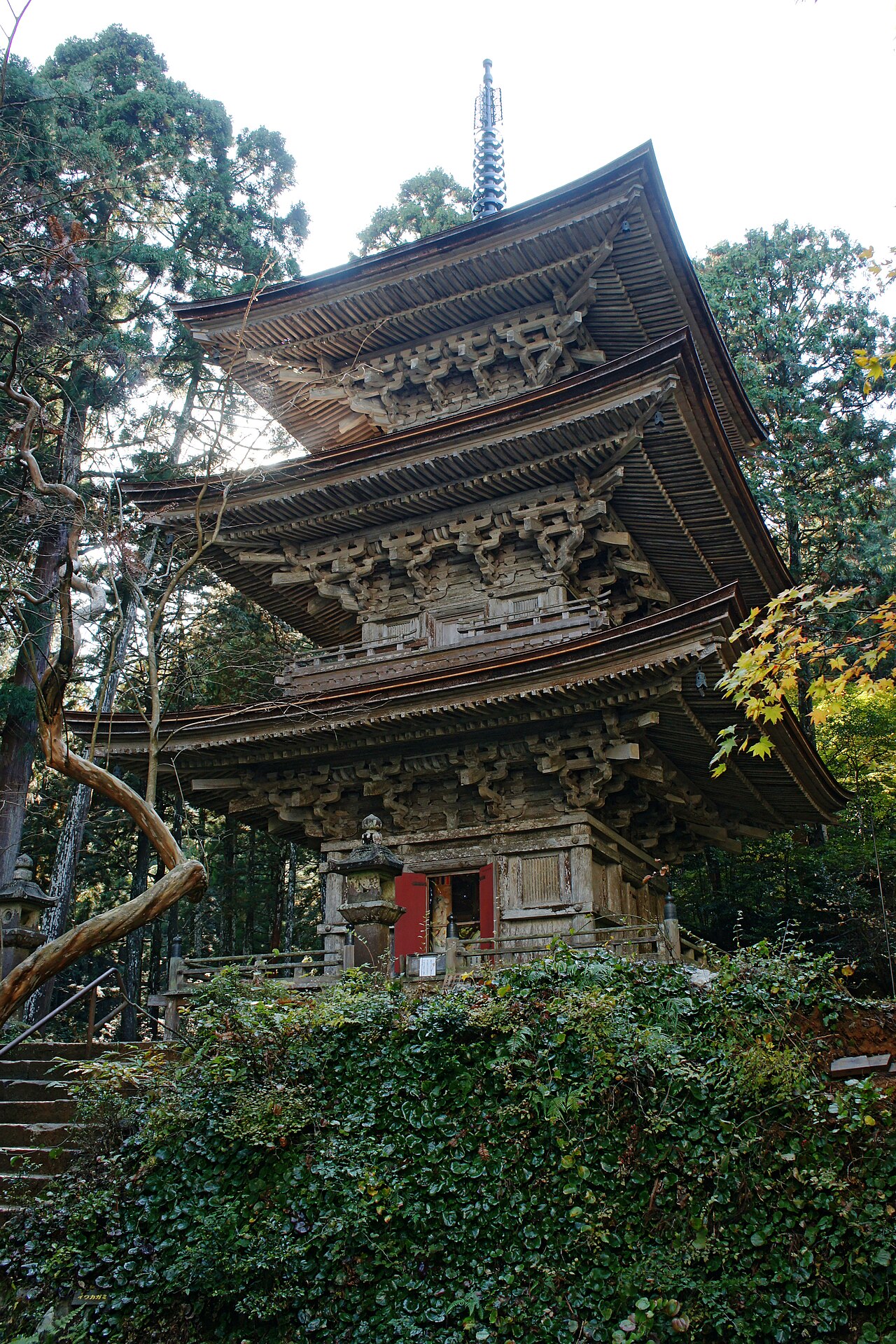 明通寺三重塔の画像