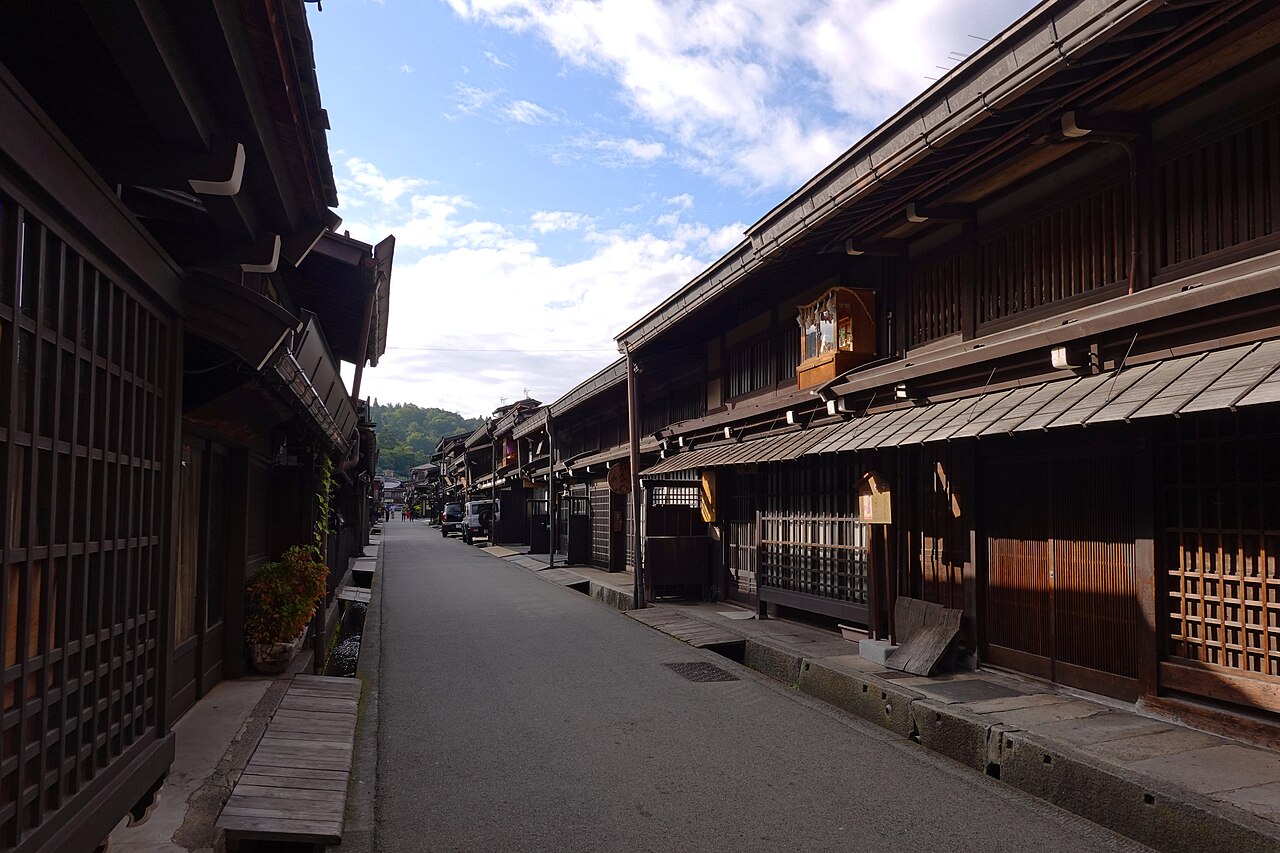 高山市三町の画像