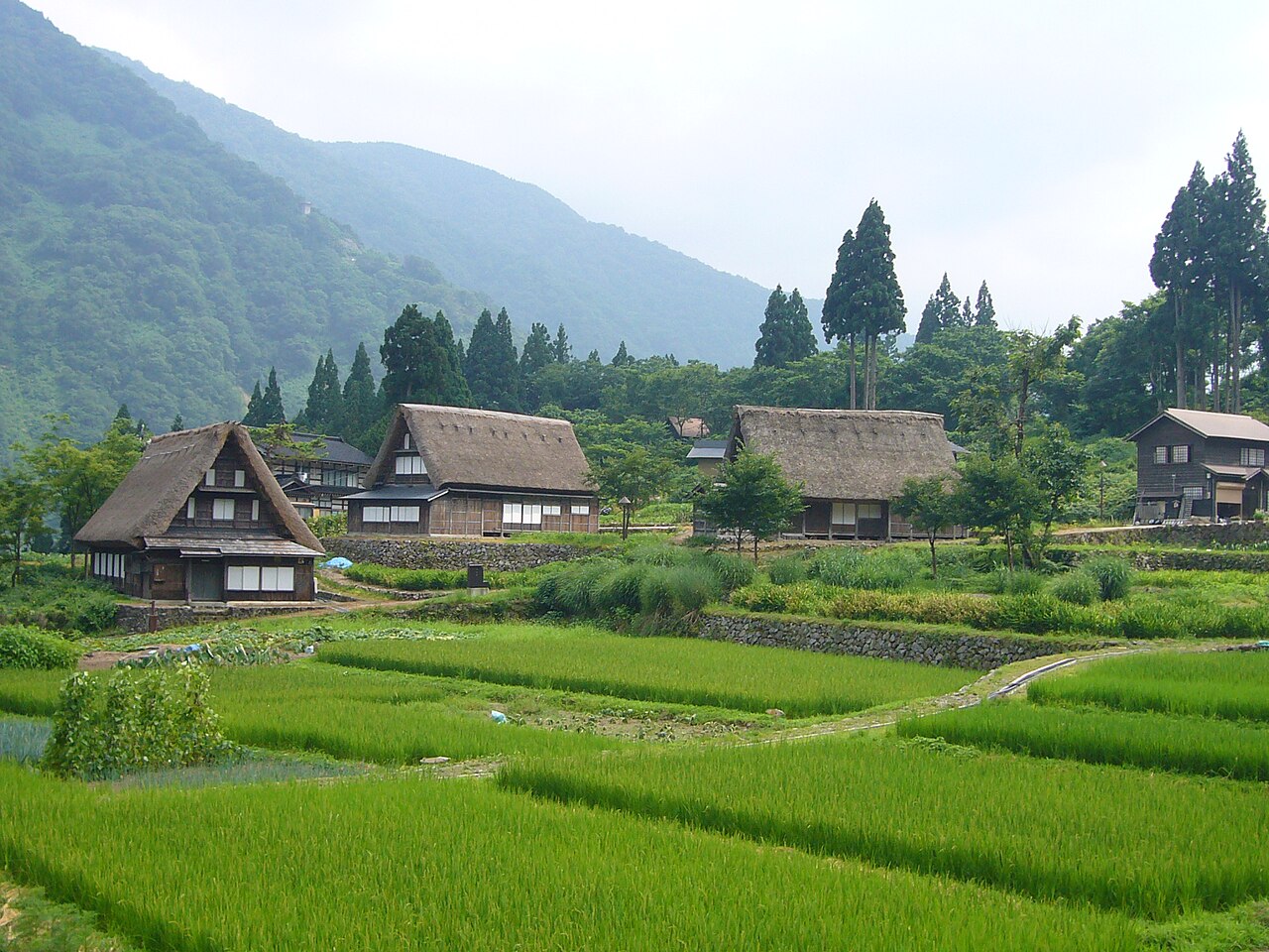 南砺市相倉の画像