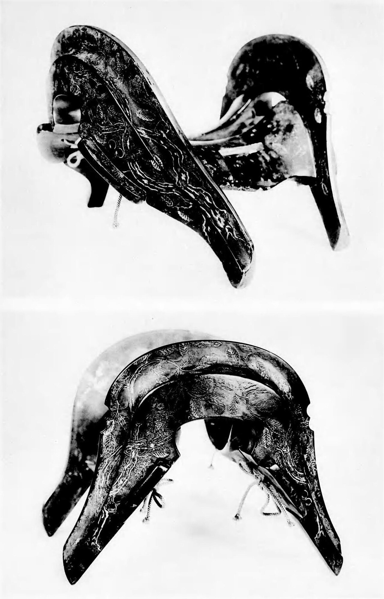 柏木兎螺鈿鞍の画像