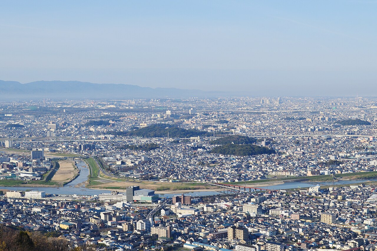 古市古墳群
古室山古墳
赤面山古墳
大鳥塚古墳
助太山古墳
鍋塚古墳
城山古墳
峯ヶ塚古墳
墓山古墳
野中古墳
応神天皇陵古墳外濠外堤
鉢塚古墳
はざみ山古墳
青山古墳
蕃所山古墳
稲荷塚古墳
東山古墳
割塚古墳
唐櫃山古墳
松川塚古墳
浄元寺山古墳
白鳥陵古墳周堤
仲姫命陵古墳周堤
安閑天皇陵古墳周堤の画像