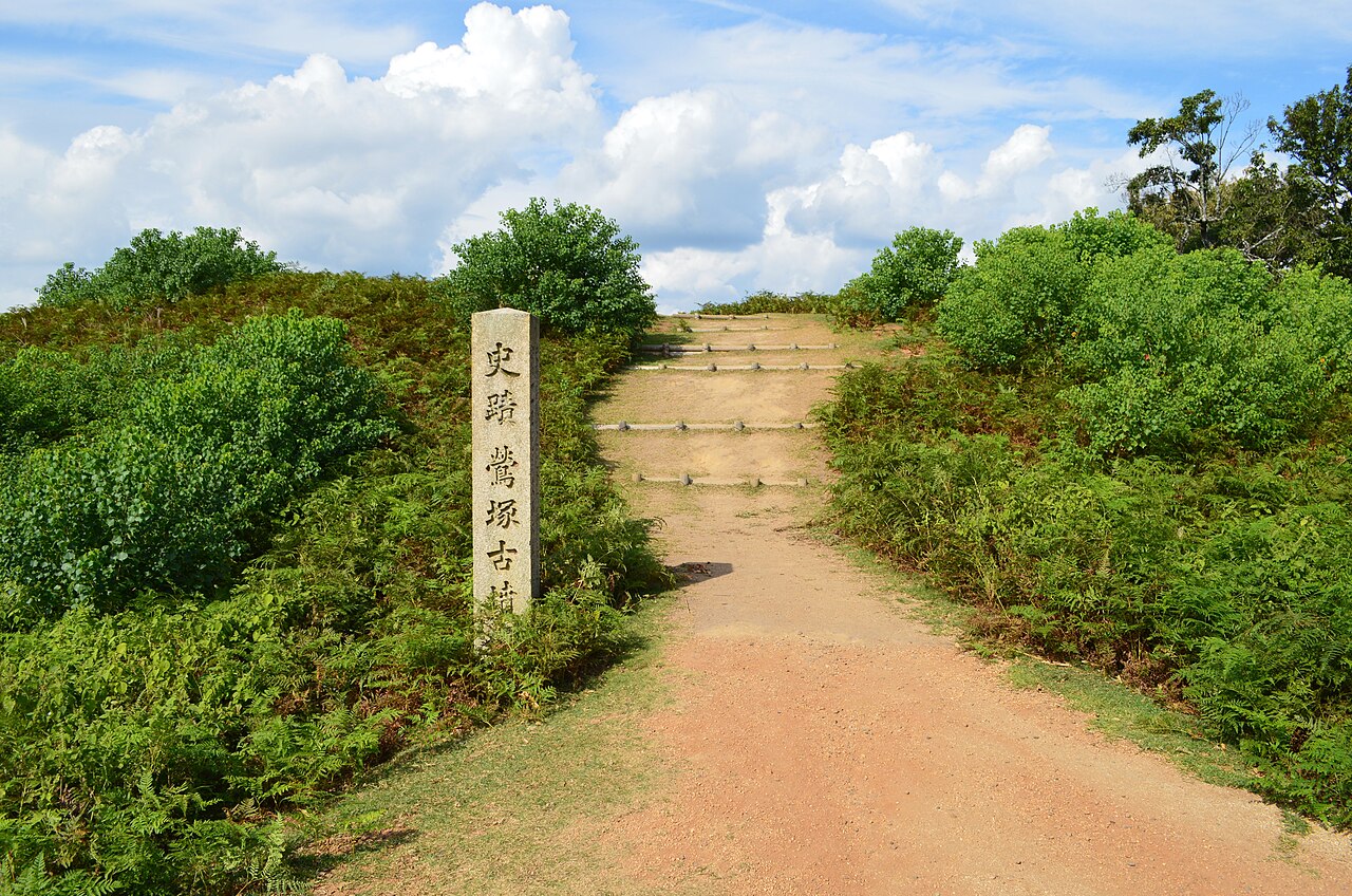鶯塚古墳の画像