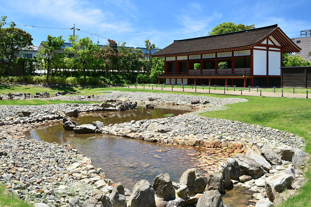 平城京左京三条二坊宮跡庭園の画像