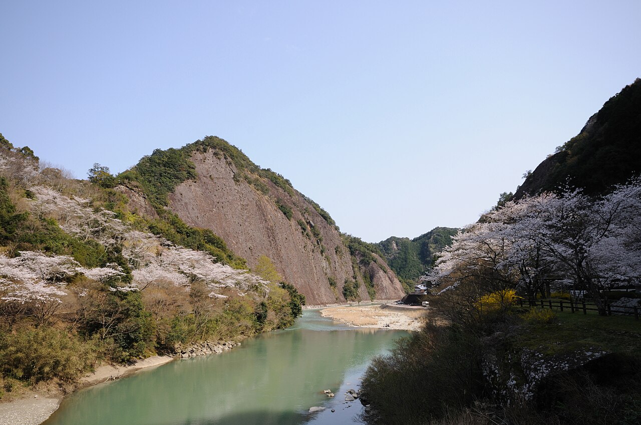 古座川の一枚岩の画像
