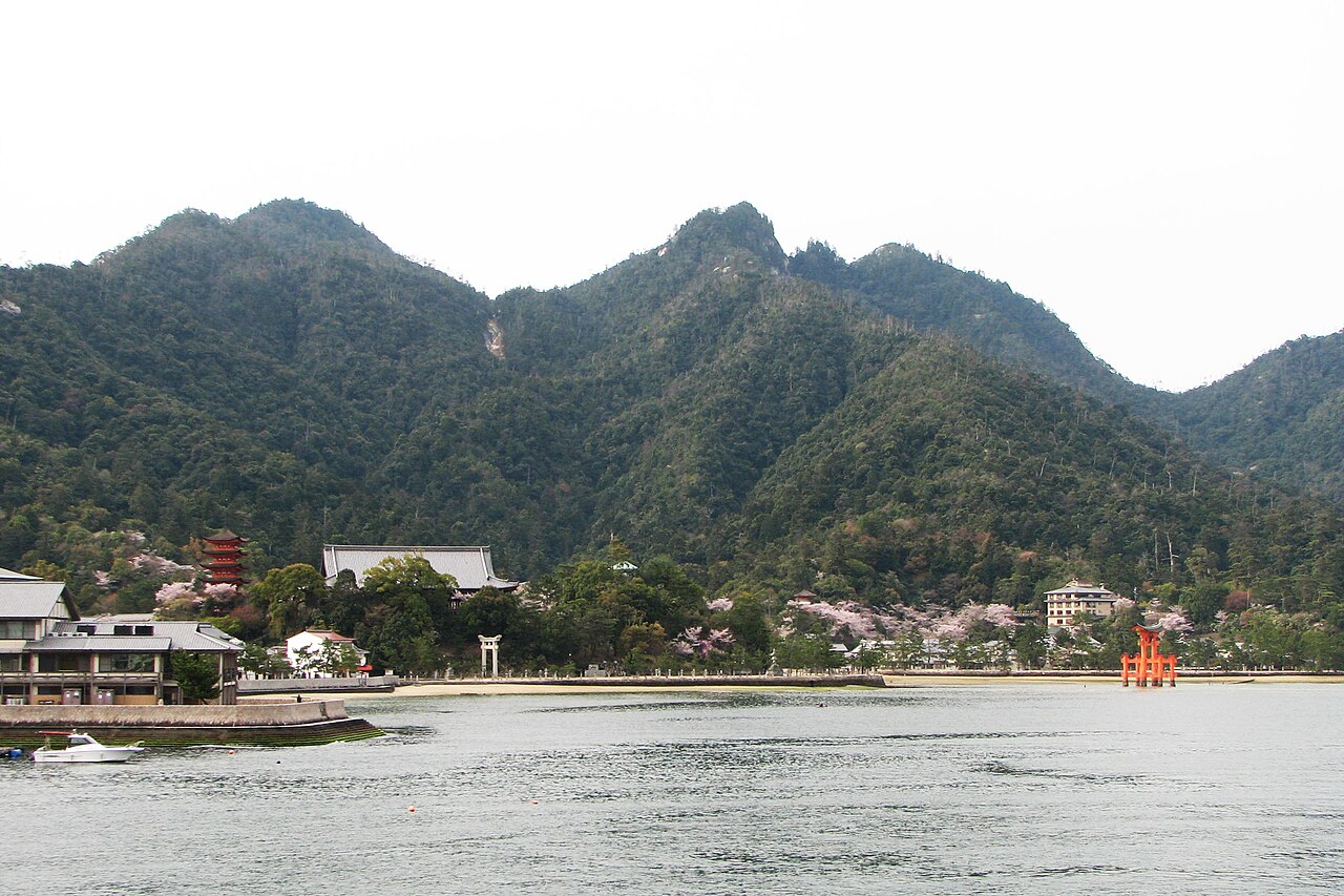 厳島の画像