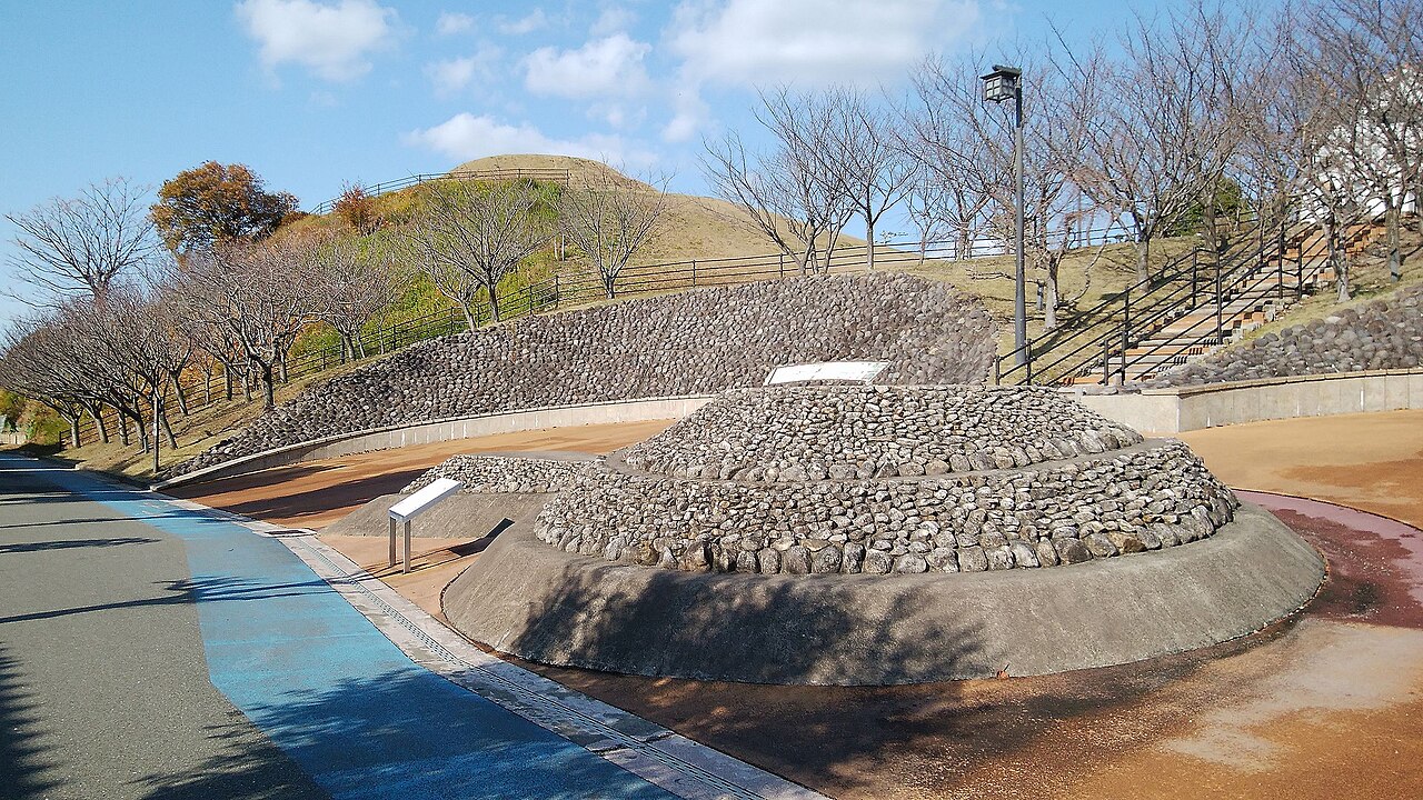 光正寺古墳の画像