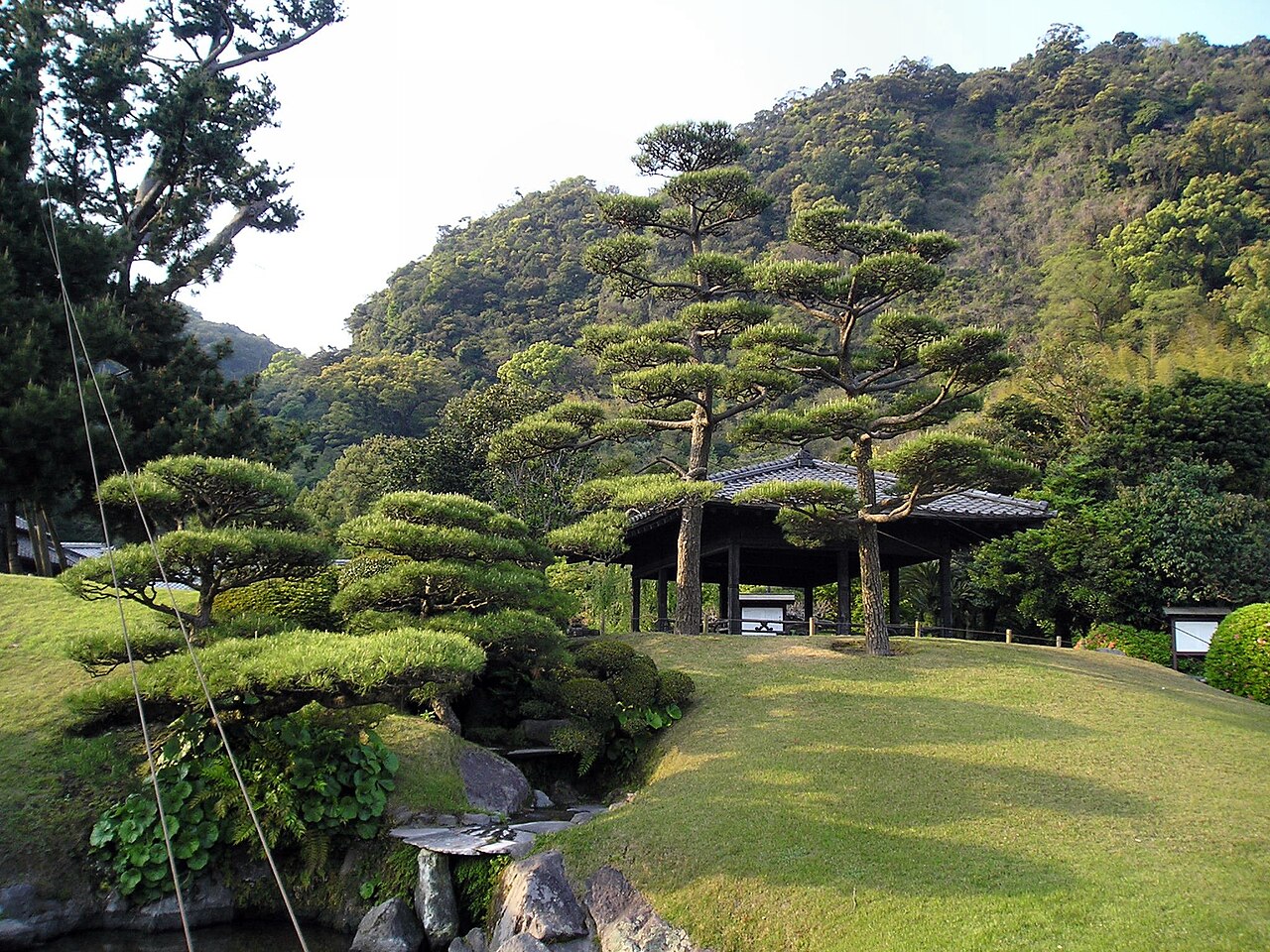 仙巖園
　附　花倉御仮屋庭園の画像