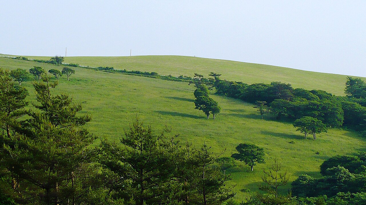 イーハトーブの風景地
　鞍掛山
　七つ森
　狼森
　釜淵の滝
　イギリス海岸
　五輪峠
　種山ヶ原の画像