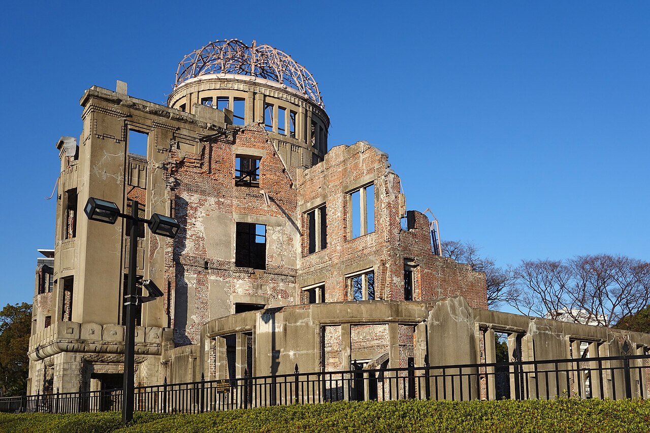 原爆ドームの画像